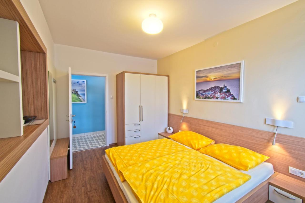 Sea View Guesthouse Opara ピラン エクステリア 写真