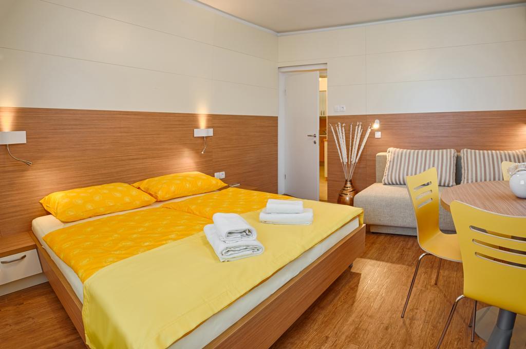 Sea View Guesthouse Opara ピラン 部屋 写真