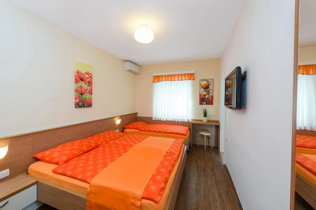 Sea View Guesthouse Opara ピラン エクステリア 写真